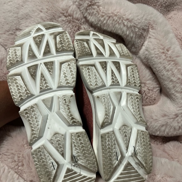 💯 authentic VALENTINO sneakers! Worn once! - Picture 2 of 6